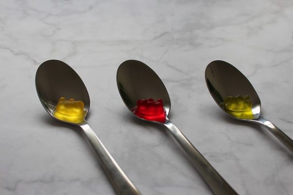 Почему полезен и каким образом можно употреблять желатин для похудения?